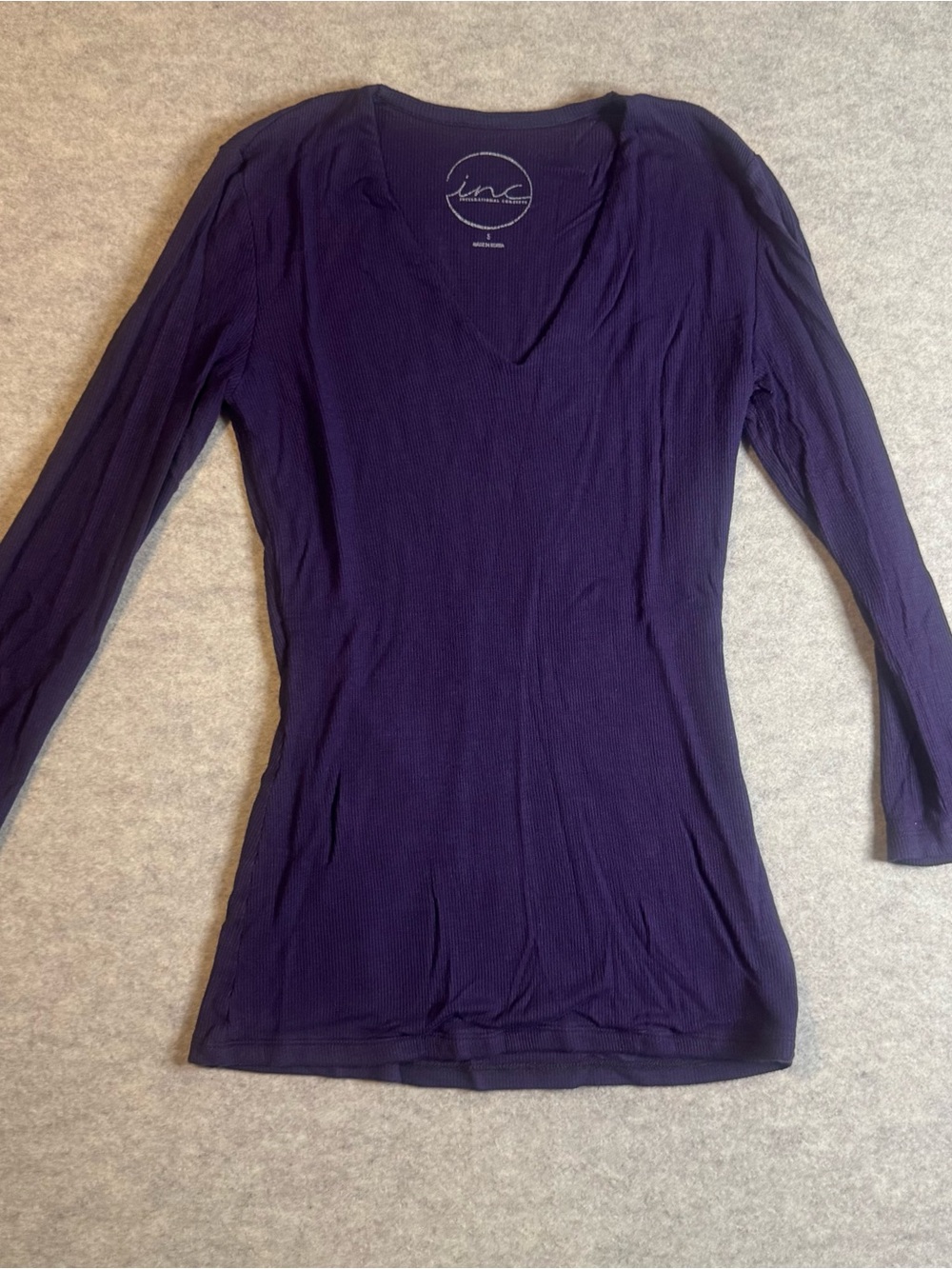 INC International Concepts Long Sleeve V-Neck Top in Deep Plum